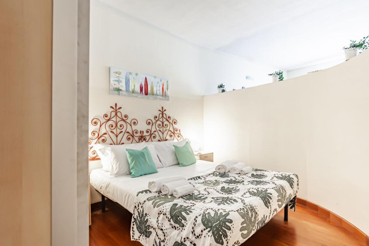 Pisa Central Studio Apartment Bagian luar foto